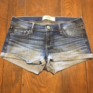 Hollister low-rise short short